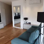 Modern Floor Loft With Balcony *