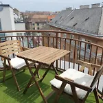 Modern Floor Loft With Balcony * Budapešť
