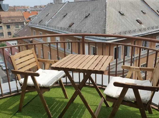 Lägenhet Modern Floor Loft With Balcony *